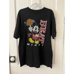 Miami heat disney x junk food mickey mouse basketball black t shirt adult large